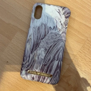 Mobilskal iPhone X - Mönster färgat mobilskal till iPhone X från ideal of Sweden, Hanna licous kollektion om jag inte minns fel