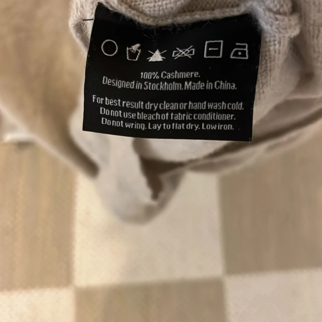 Beige kashmirtröja från Lisa Yang - 3