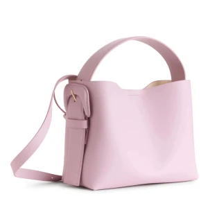 Söker! Önskar köpa  - Önskar att köpa denna väskan från Arket💗💝 jag är jätte intresserade så gärna kontakta mig om du vill sälja din! 