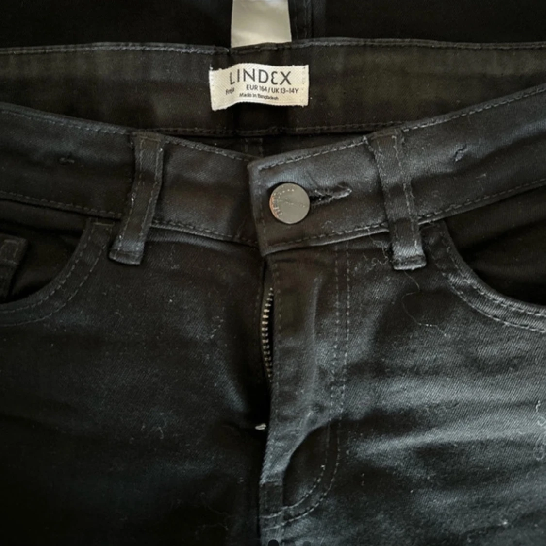 Svarta jeansbyxor från Lindex - 1