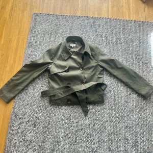 Trenchcoat  - Snygg trenchcoat från Only