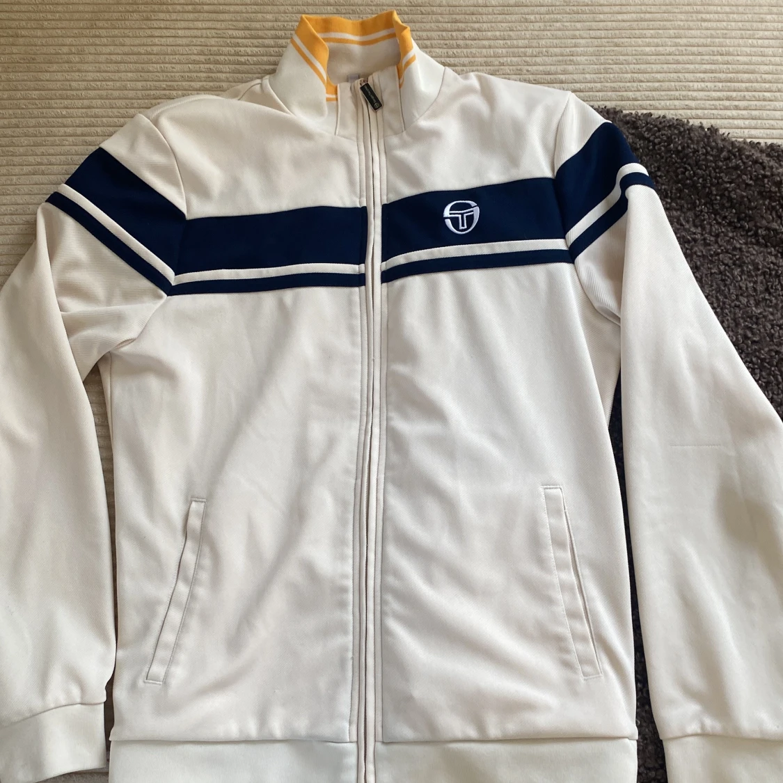 Vit track jacket från Sergio Tacchini