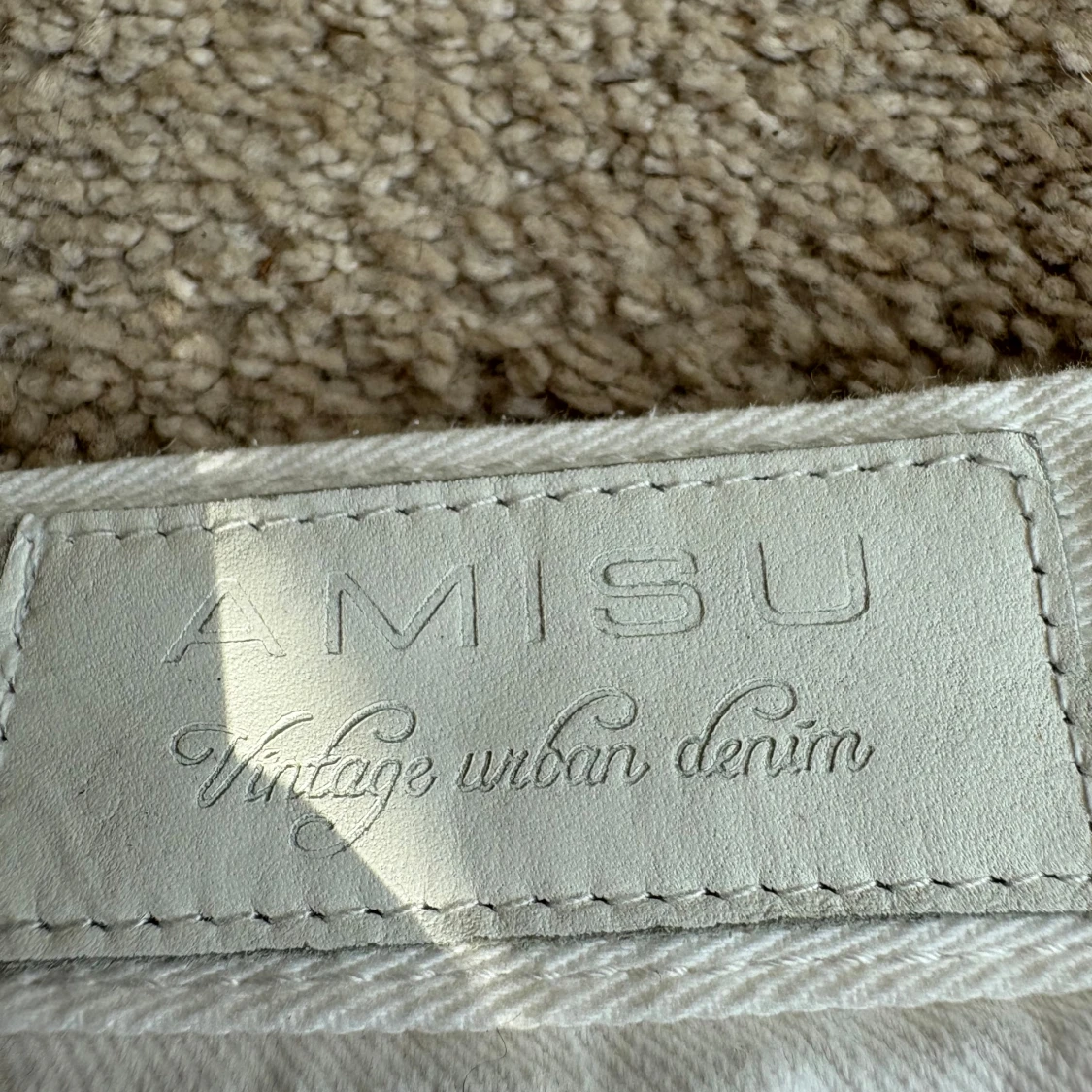 Vita jeansshorts med spets  - 4