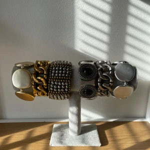 Stora armband  - 14 större armband. Fler armbands bundles finns på profilen! Alla smycken är köpt av min mamma på 80-2010 talet 😊