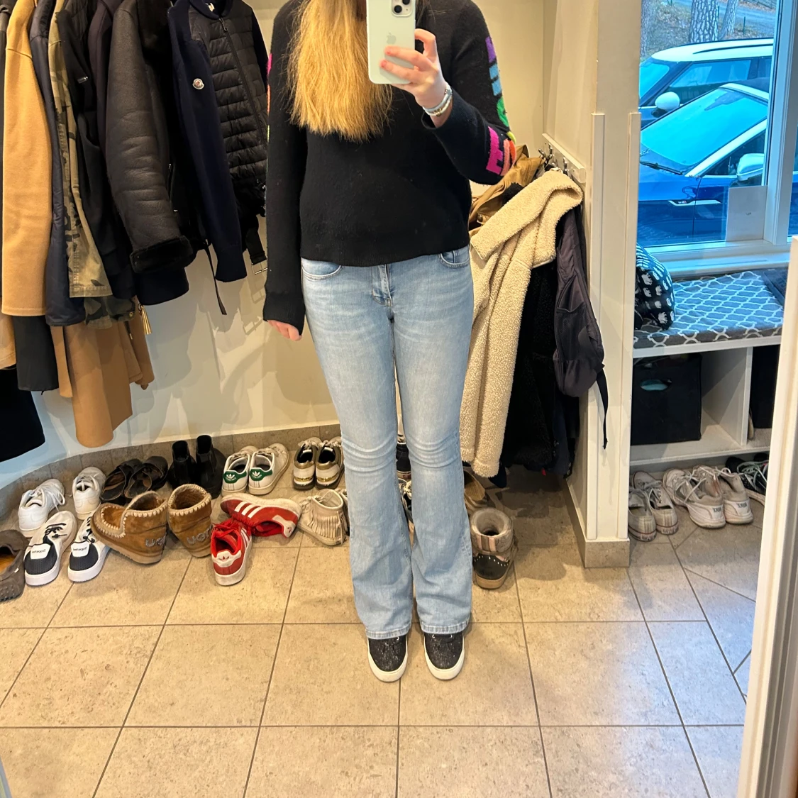Ljusblå bootcut jeans - 1