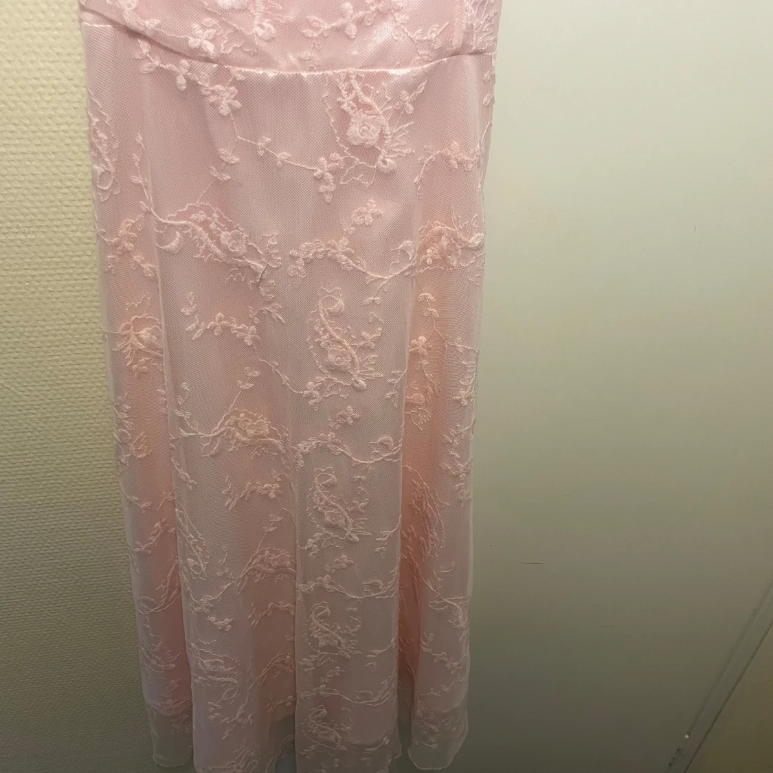 Ljusrosa långklänning från Vila - 3