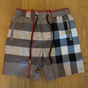 BBR shorts  - Original print BBR shorts .