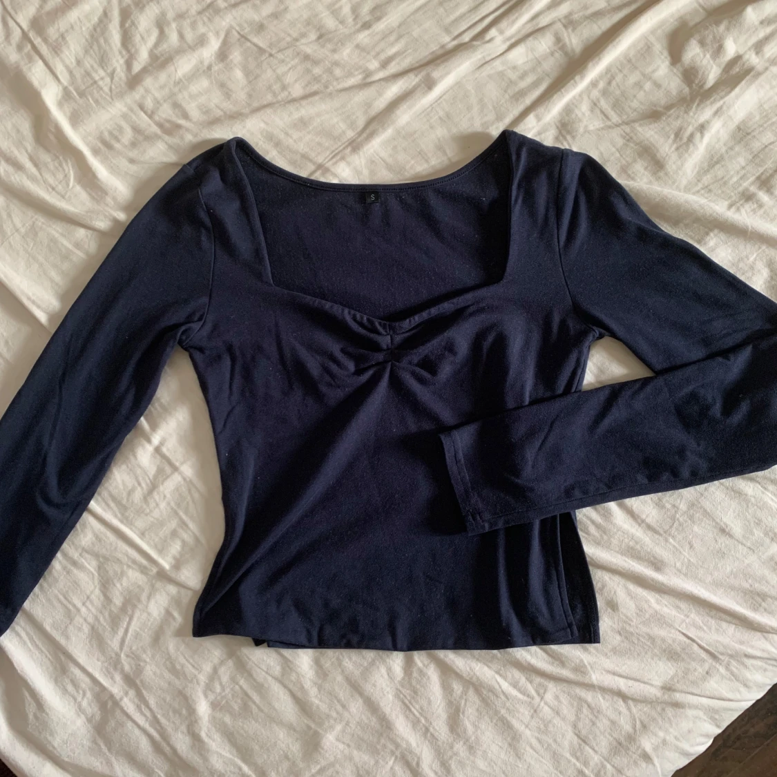 Marinblå topp