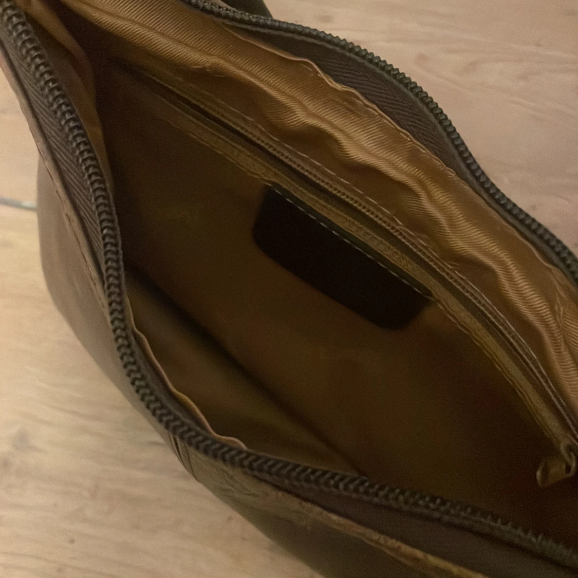 Brun axelväska i skinn från Boxca - 2