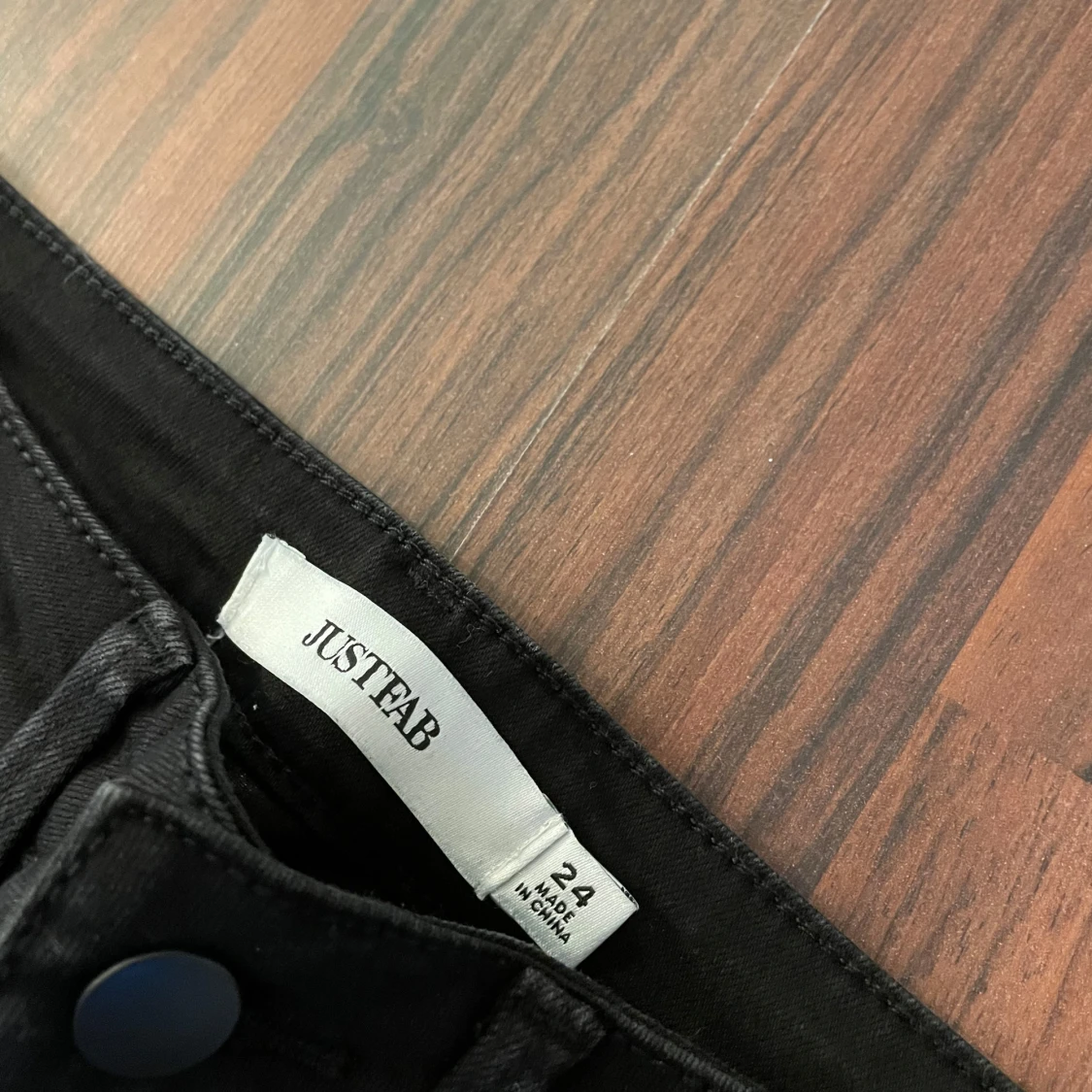 Svarta skinny jeans med slitningar hål - 1