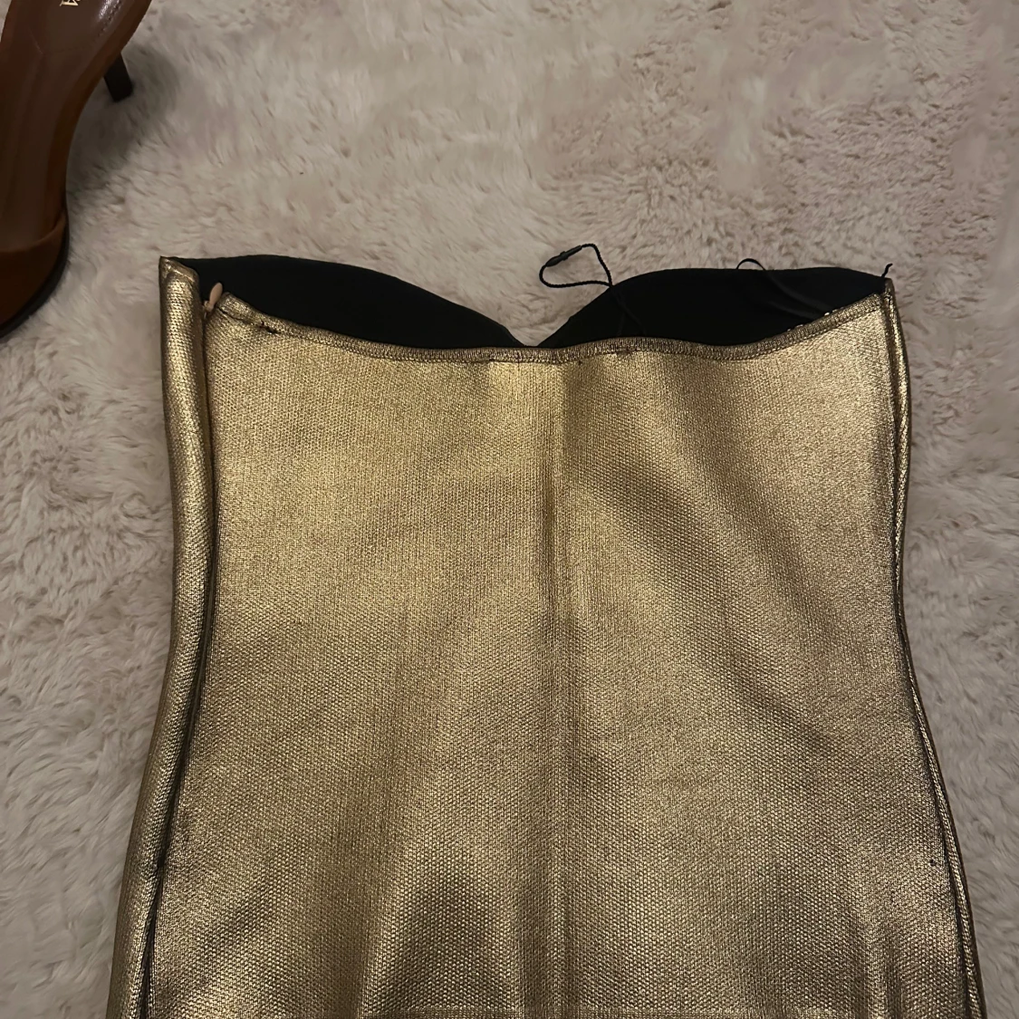 Guldig fest topp  - 1