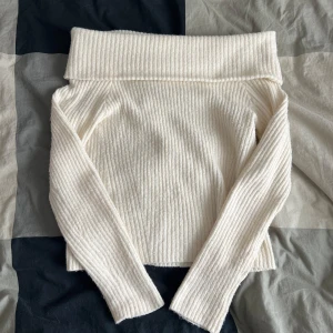 Off shoulder topp - Toppenskick!