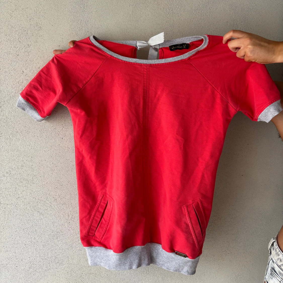 Röd kortärmad topp - 2