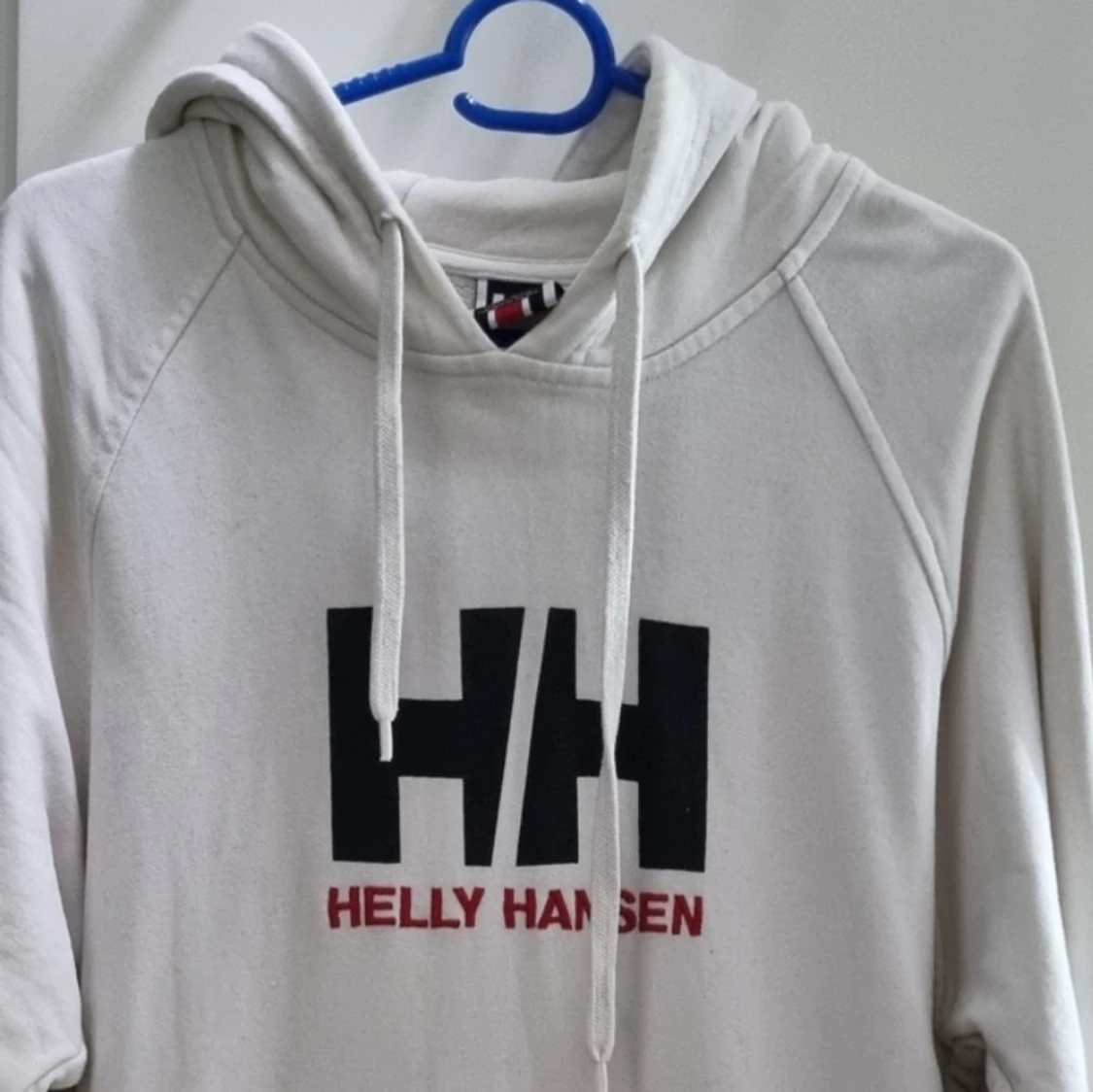 Vit hoodie från Helly Hansen - 2