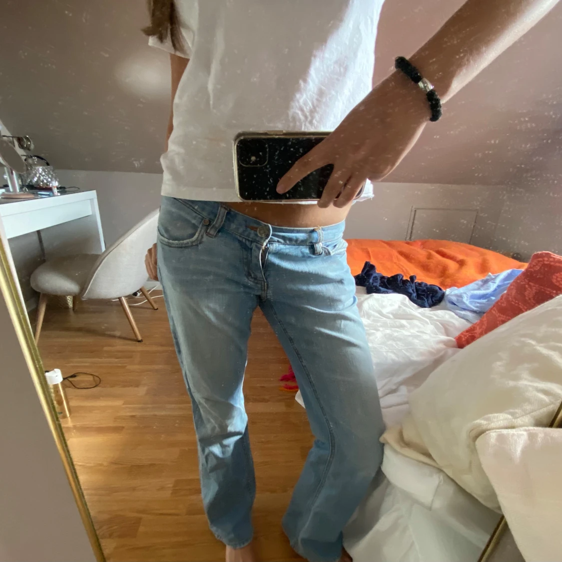 Ljusblåa lågmidjade jeans - 1