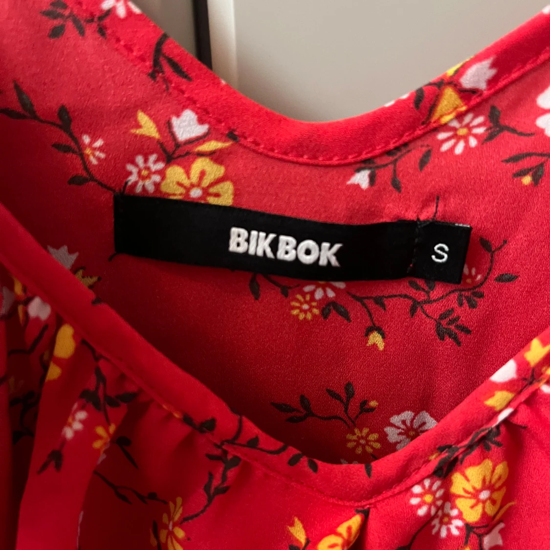 Blus från BikBok - 2