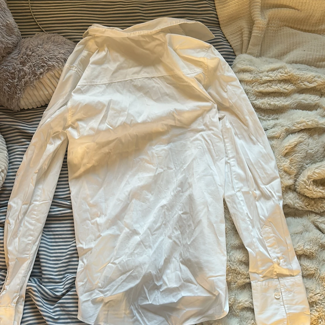 Basic vit skjorta från H&M, S - 1