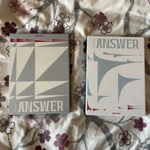Dimension Answer - Säljer enhypens dimension answer albums 180kr st , grå är såld!!. Vill jätte gärna få bort dom!!! Kom privat för pcs eller annan info💕💕