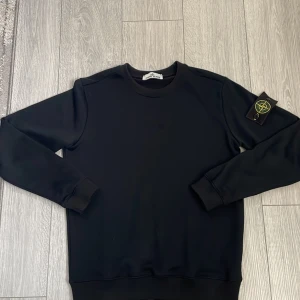 Stone island tröja - Säljer nu en stone island tröja i storlek S.