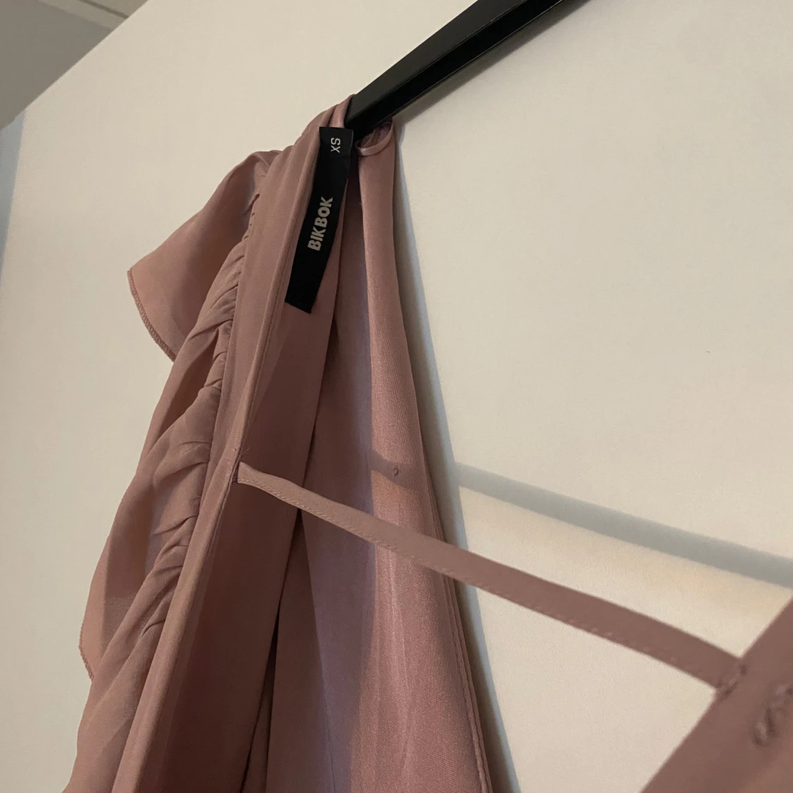 Lång byxdress från Bik Bok - 3