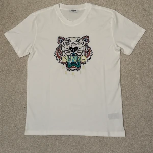 Vit Kenzo t-shirt - Storlek M