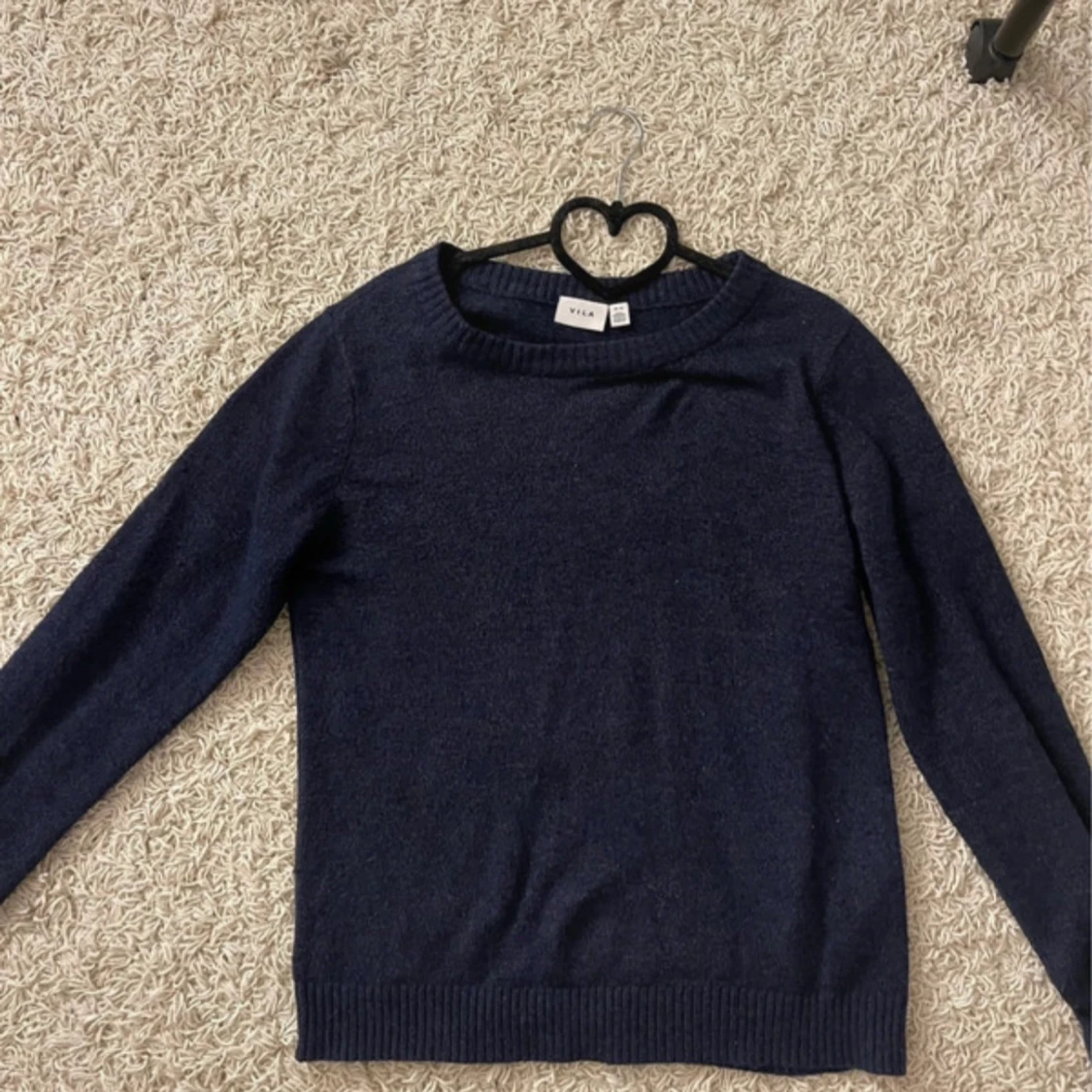 Vila marinblå stickad