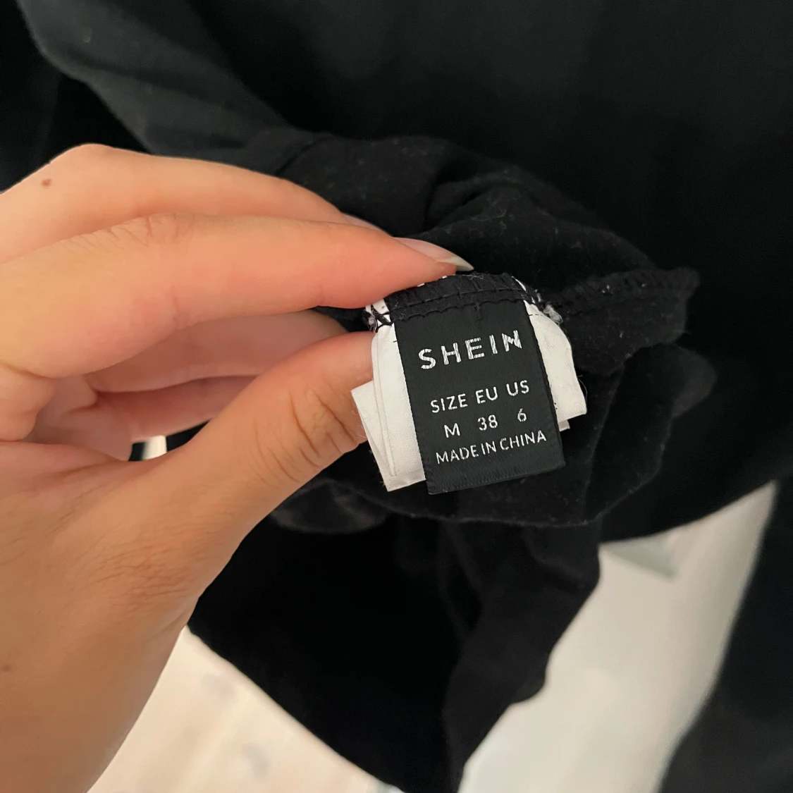 Svart långärmad tröja med zip - 3