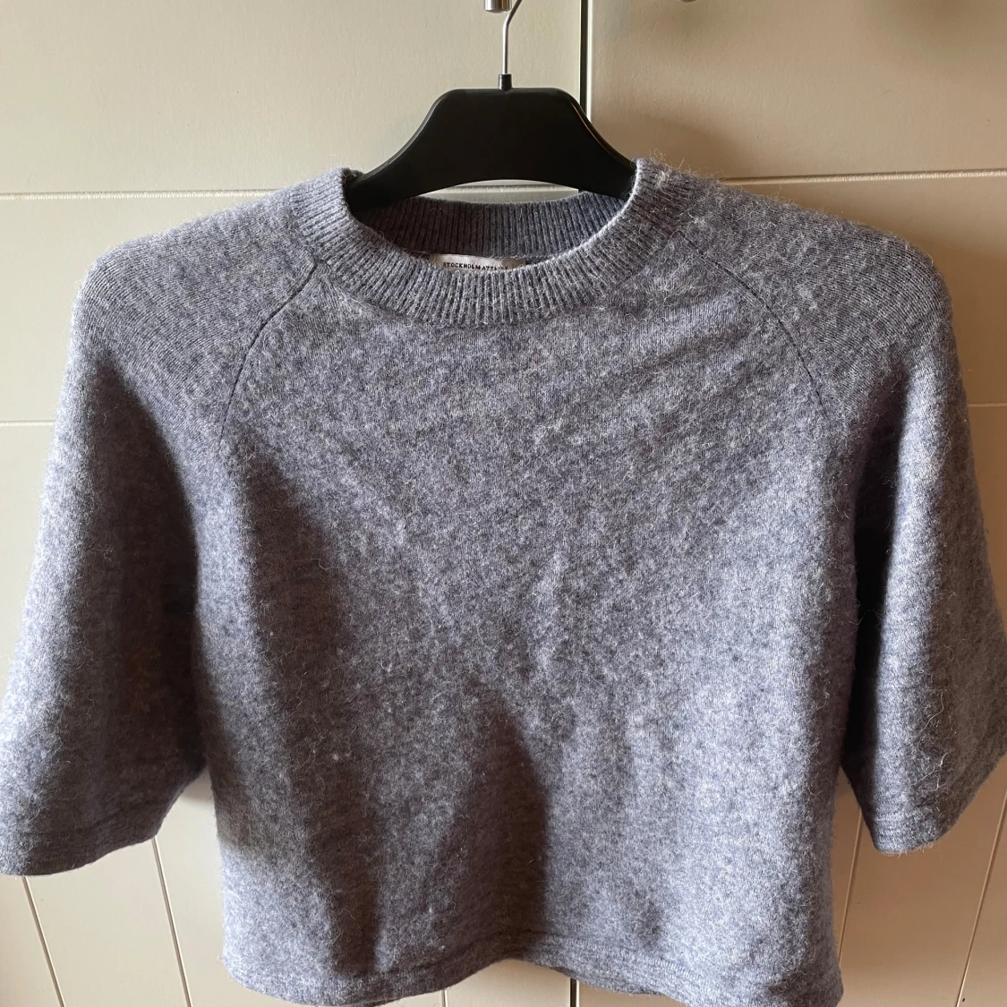 Grå stickad T-shirt  & Other Stories - 2