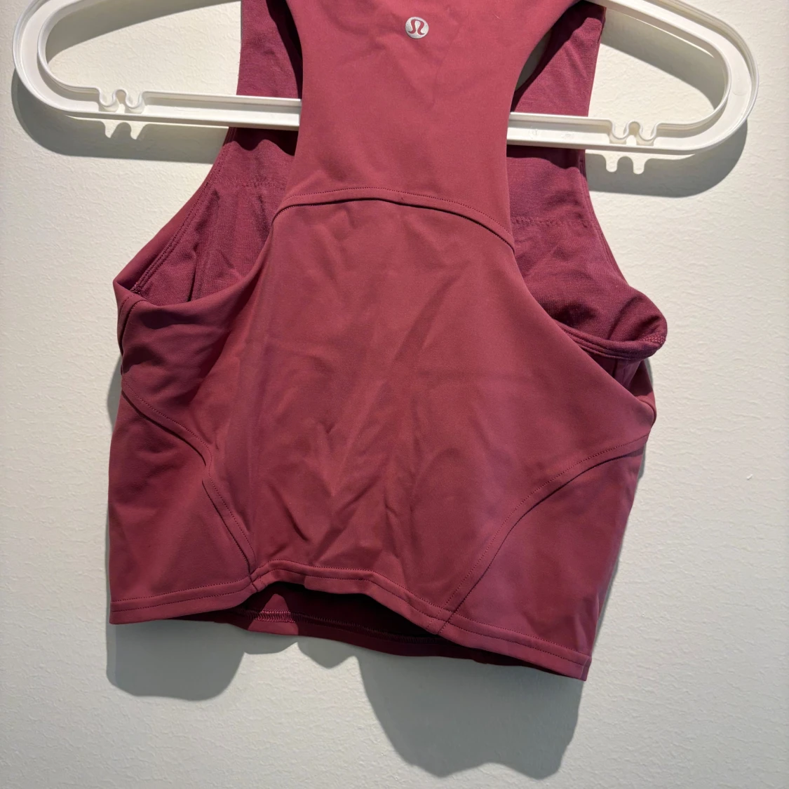 Lila rosa linnetopp från Lululemon