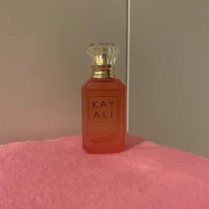 Kayali Eden Sparkling Lychee - 🤍