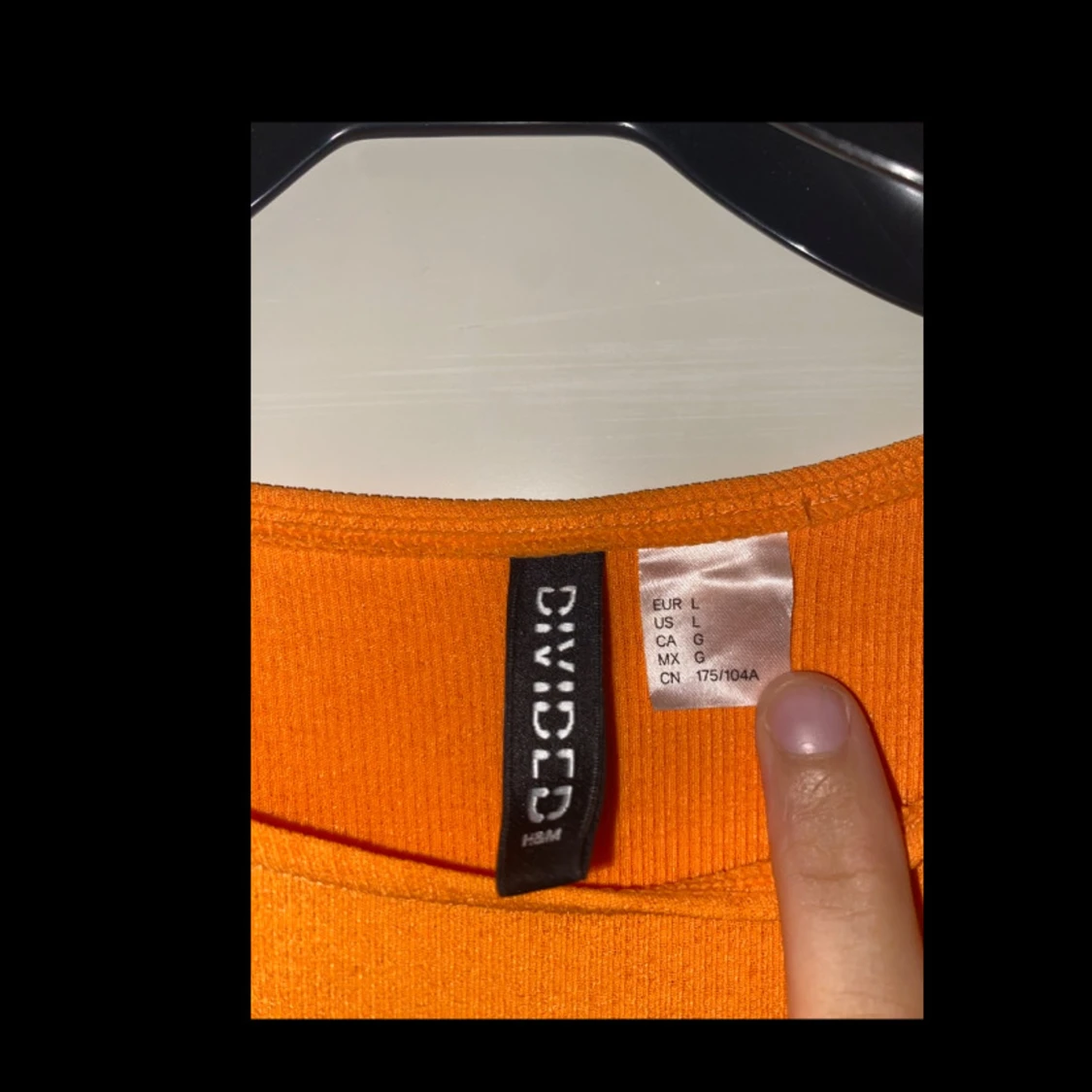 Orange ärmlös klänning  - 1