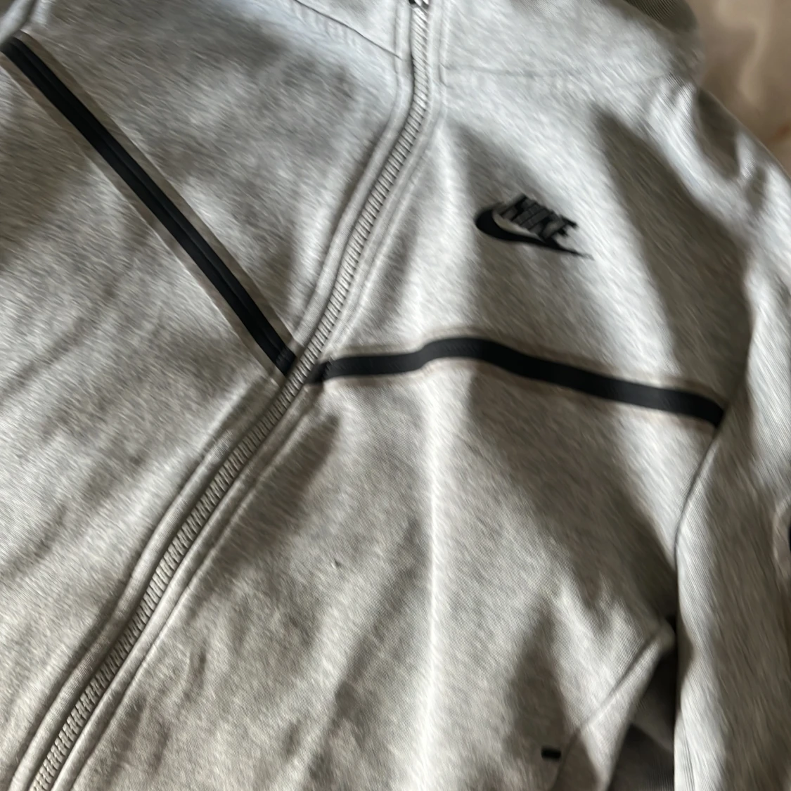 Grå vindjacka från Nike, storlek M barn storlek - 2