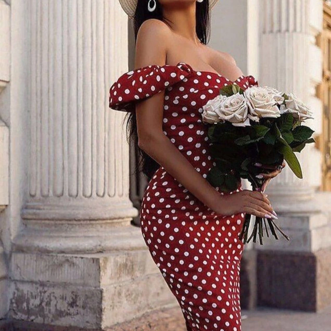 Prickig off sholders klänning 