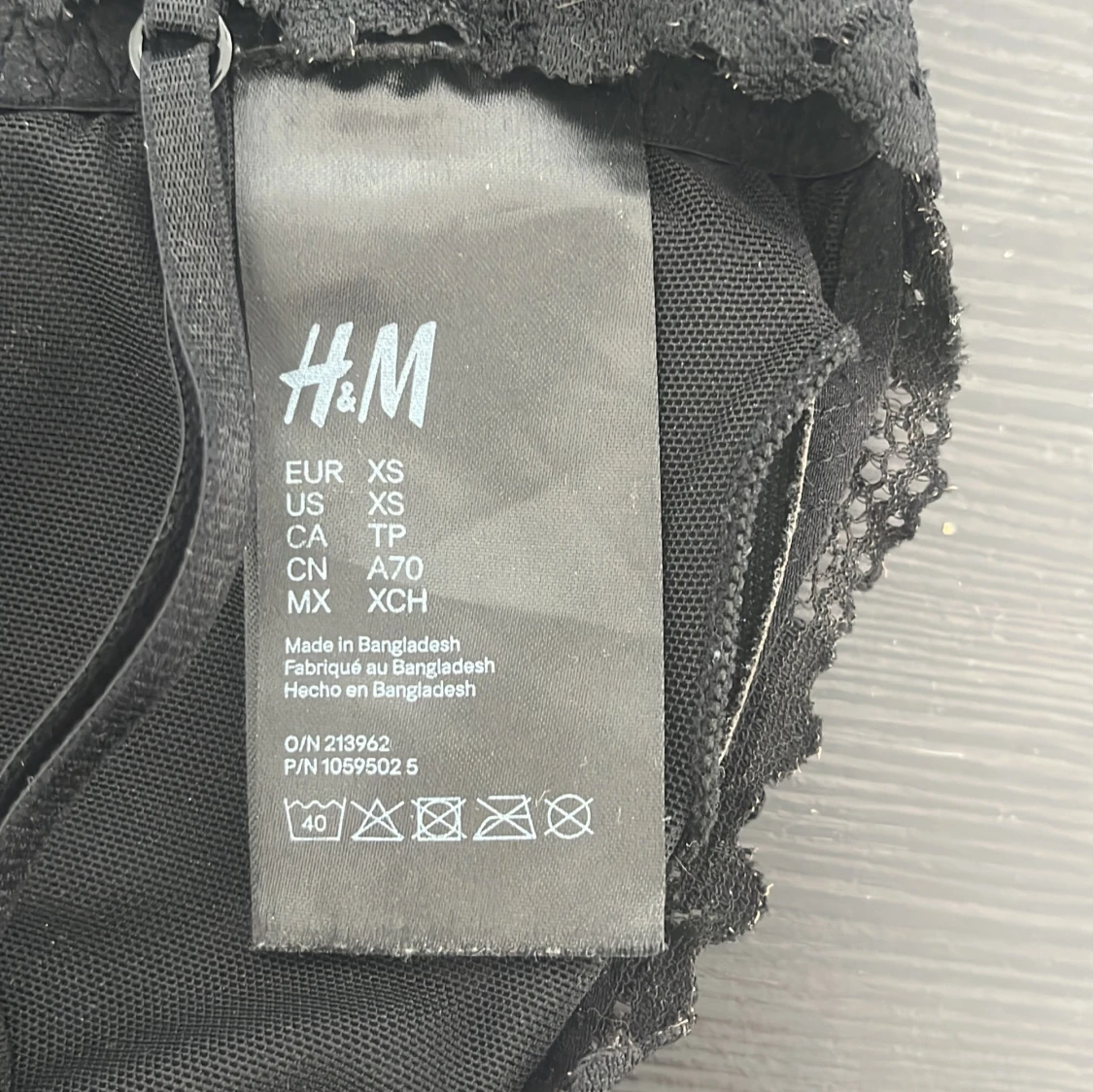 Svart spets bralette från H&M - 2