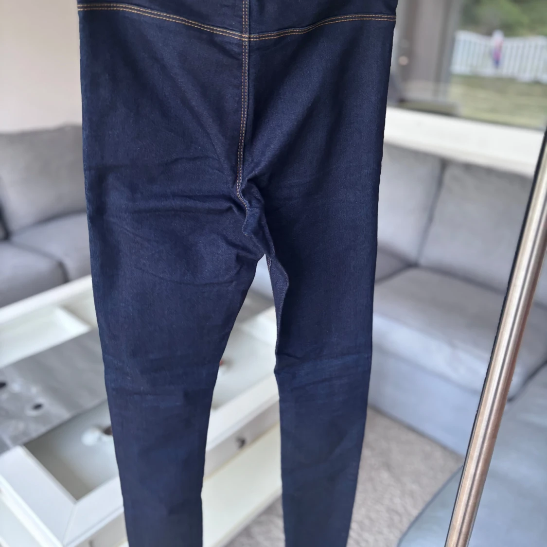 Mörkblå jeans  - 3