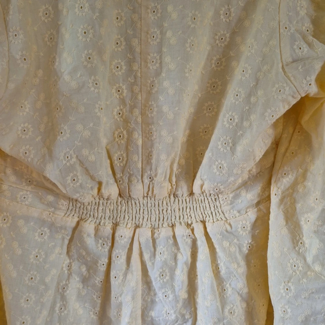 Gul kortklänning från Vila - 2