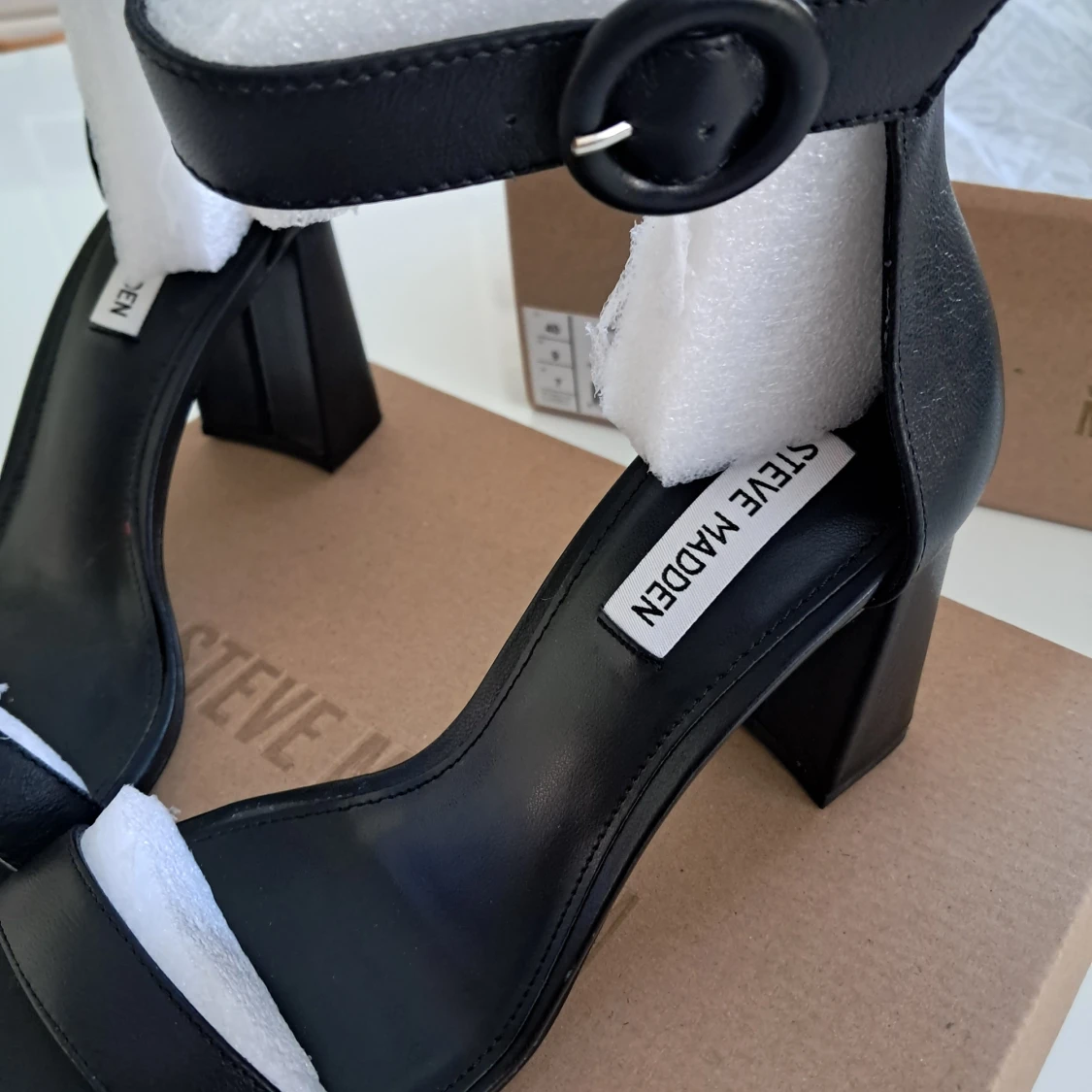 Svarta klackade sandaler Steve Madden - 3