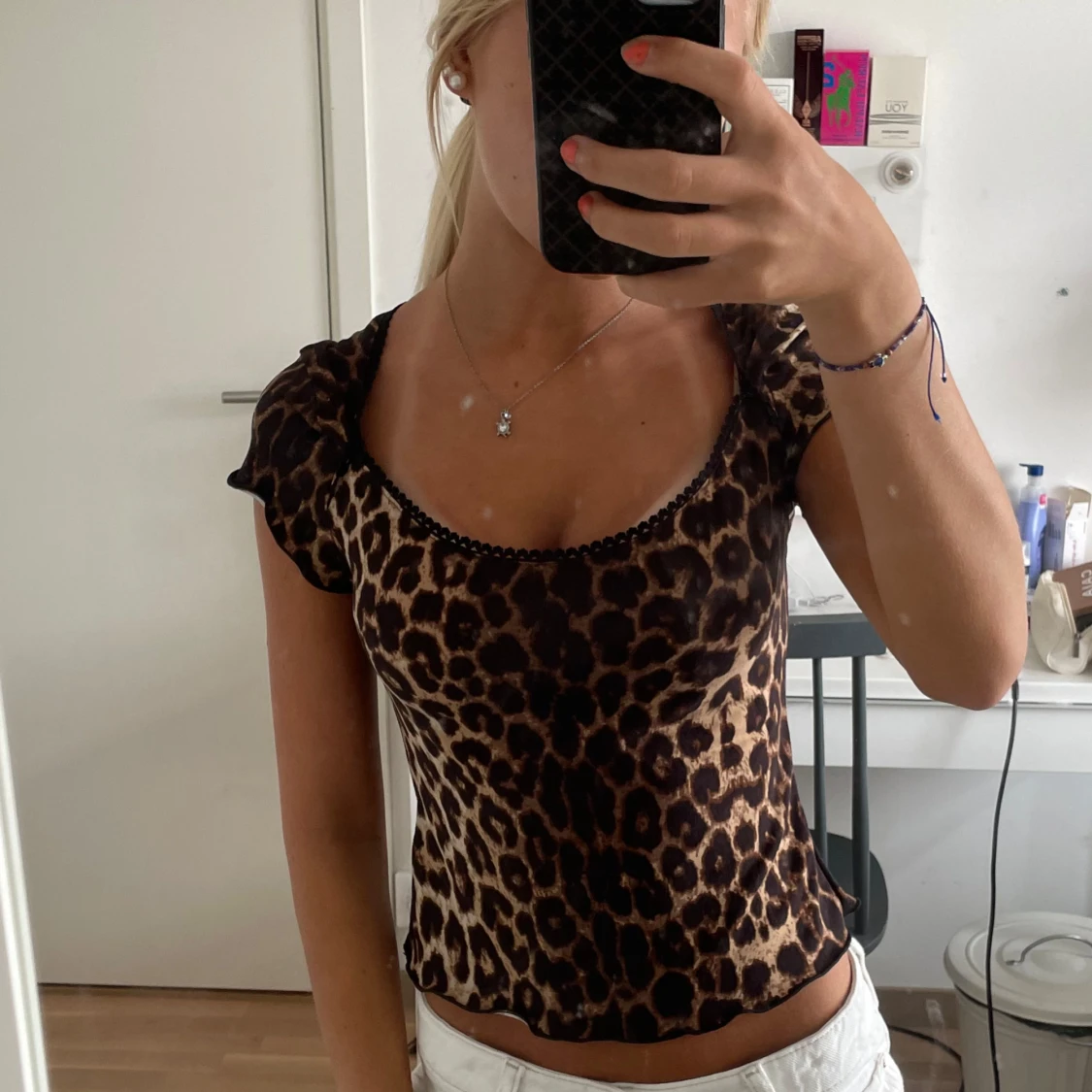 Leopardmönstrad croppad topp - 2
