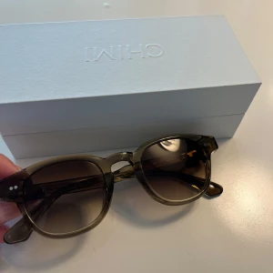 CHIMI 01 - Gröna Chimi 01 i jättefint skick, alla tillbehör följer med😊Är köpta för 1400kr