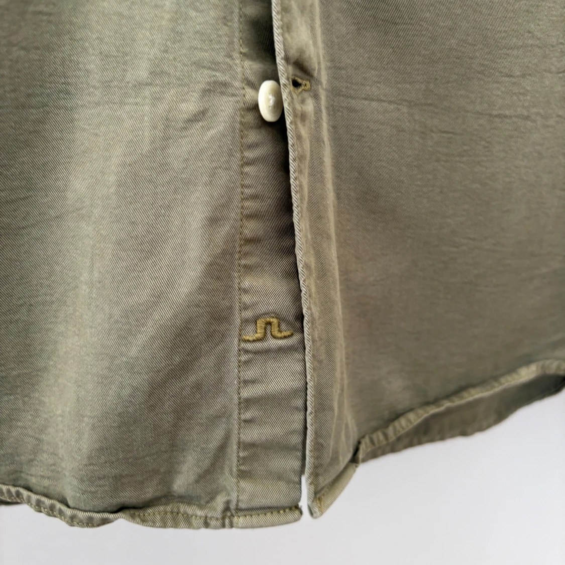 Olivgrön skjorta från J.Lindeberg - 3