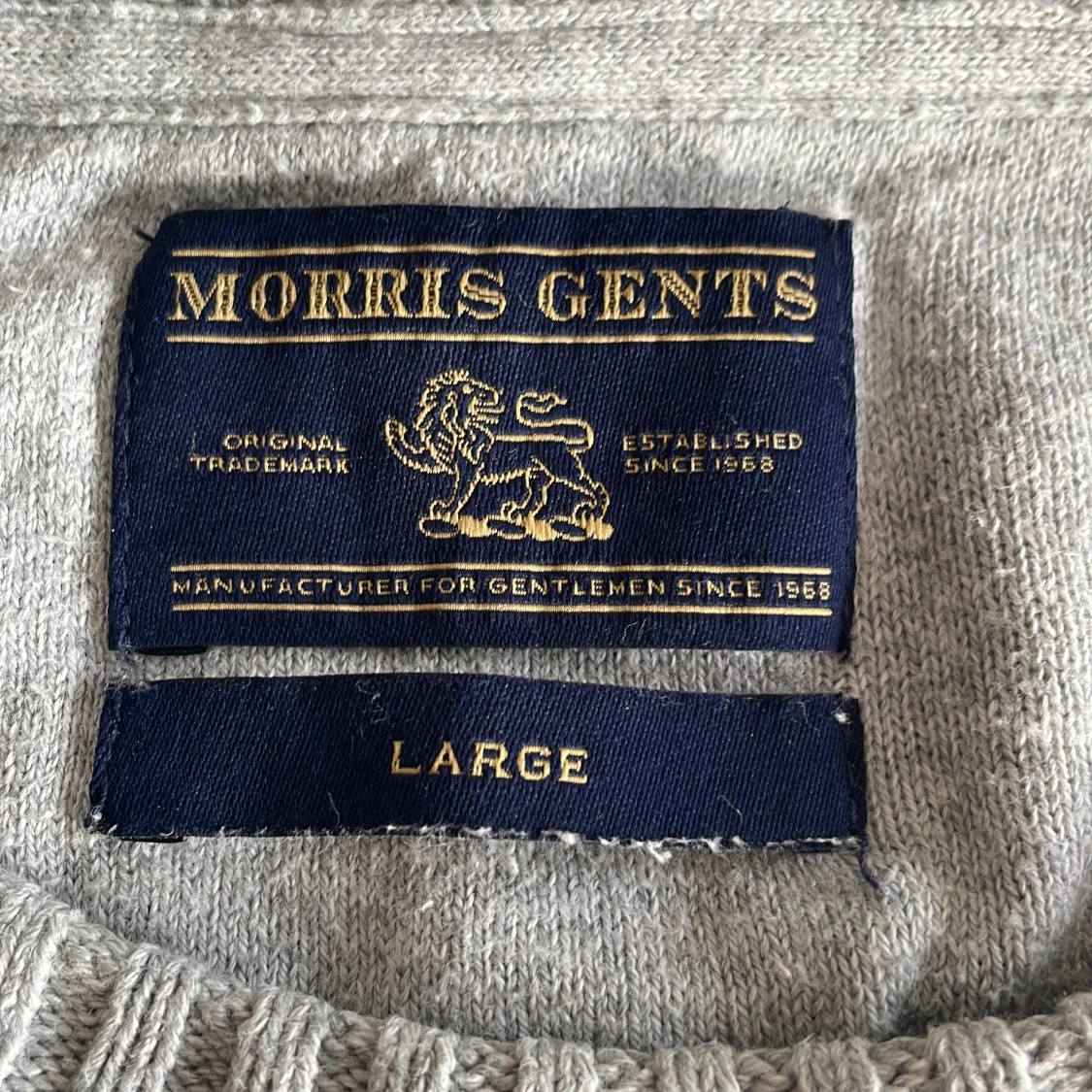 Grå stickad tröja från Morris  - 2