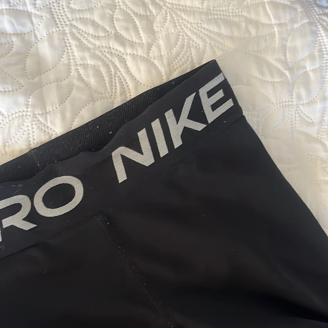 Svarta Nike Pro leggings - 1