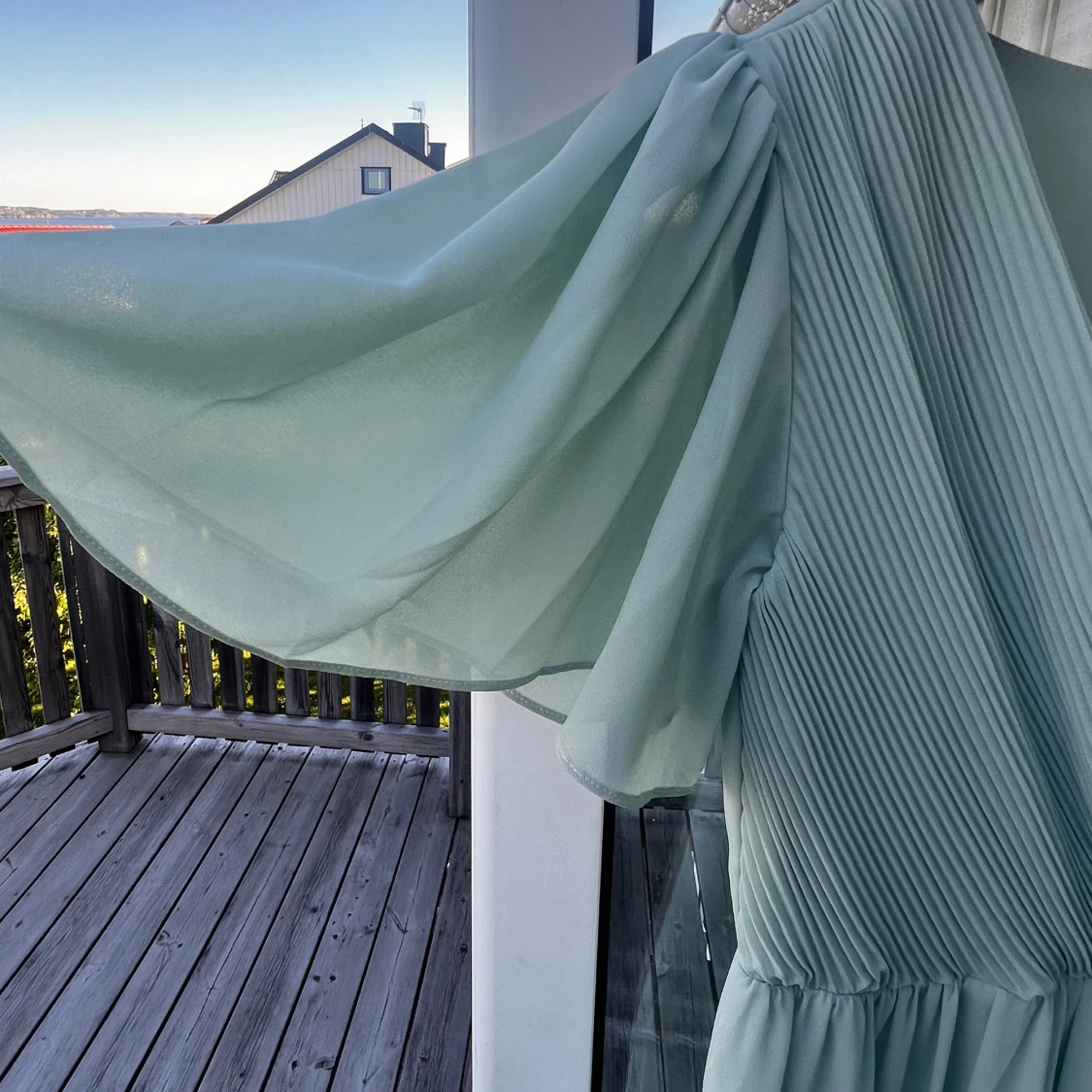 Ljusgrön långklänning - 2