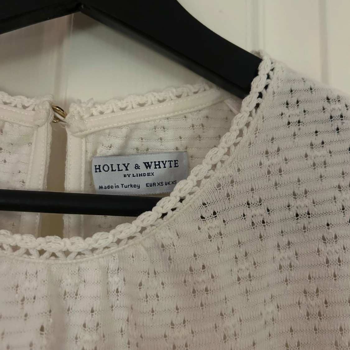 Vit blus från Holly & Whyte - 1