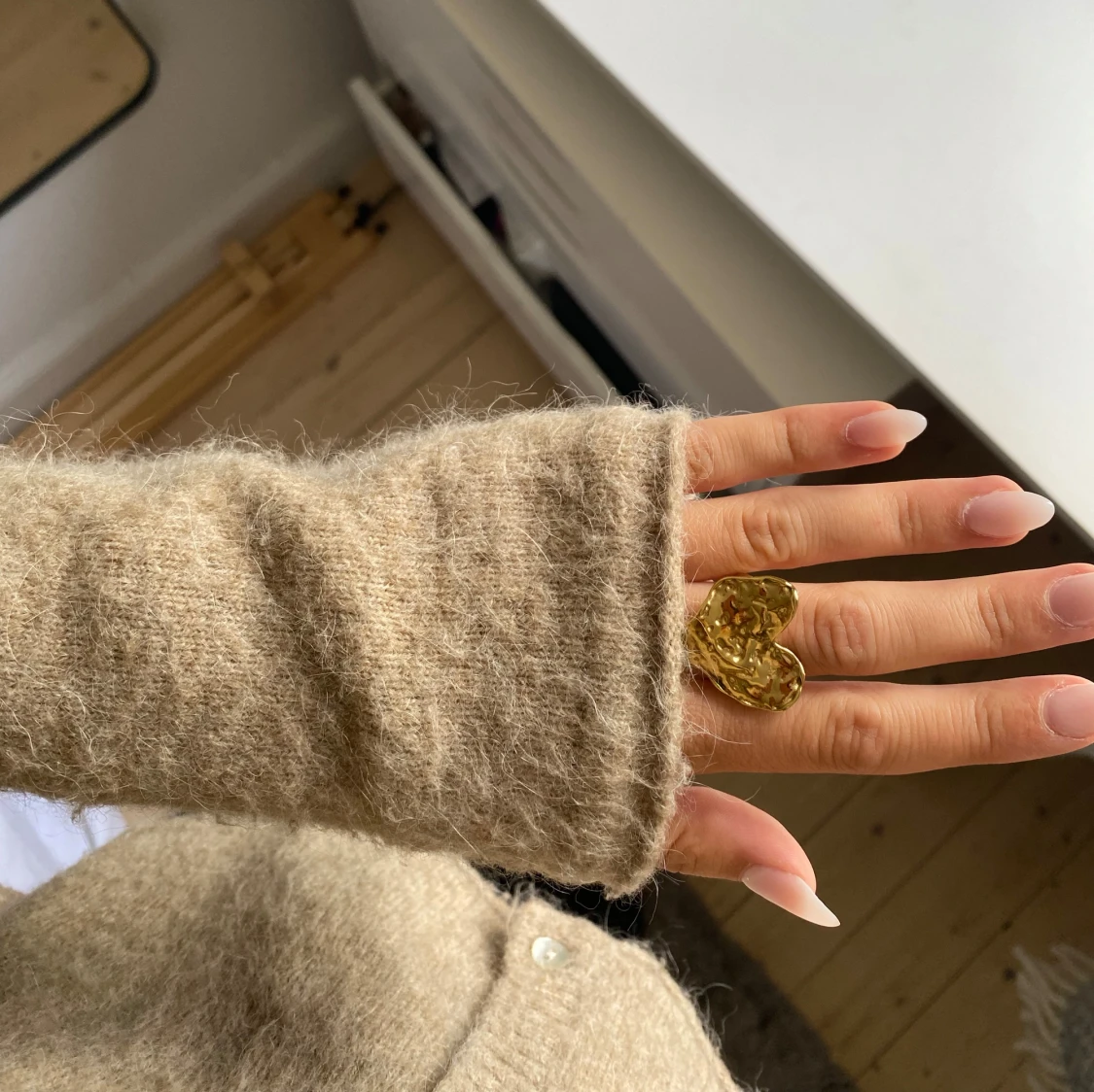 Beige stickad kofta - 1