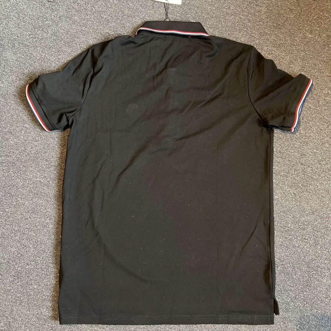 Svart Moncler pikétröja  - 2