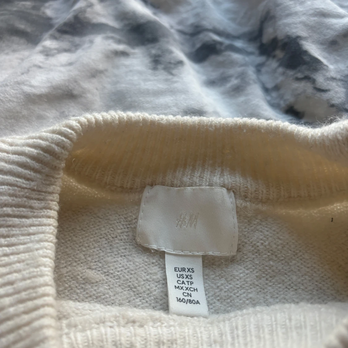 Randig stickad tröja från H&M XS - 2