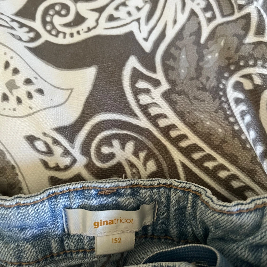 Ljusblå jeans från Gina Tricot - 1