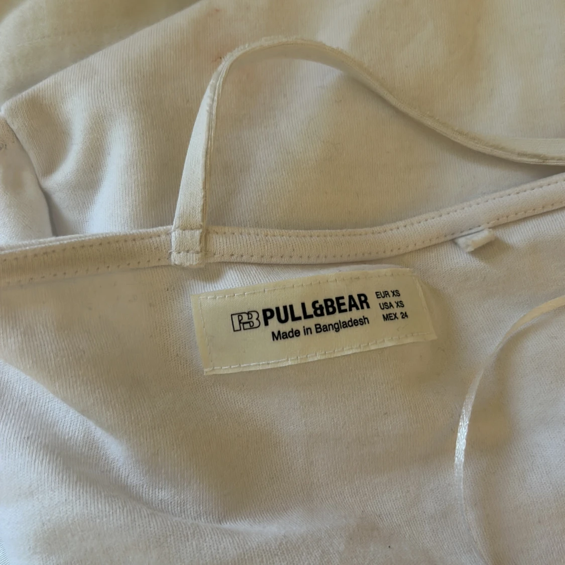 Vit oneshoulder topp från Pull&Bear - 2