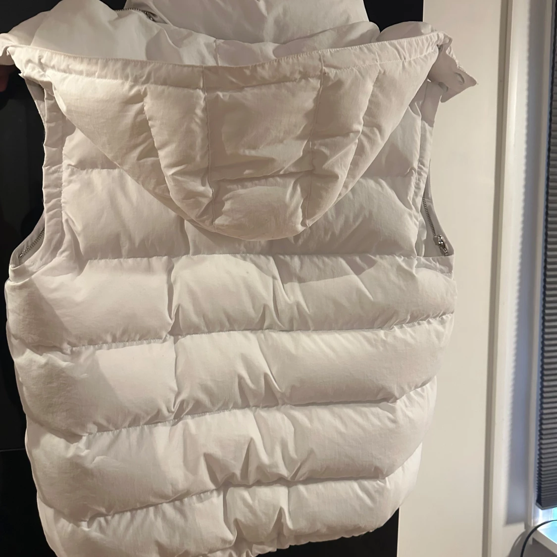 Vit jacka från Corvidaé med huva - 2